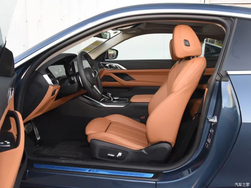 宝马15万摩托车回头率高,宝马水鸟1250gs回头率有多高