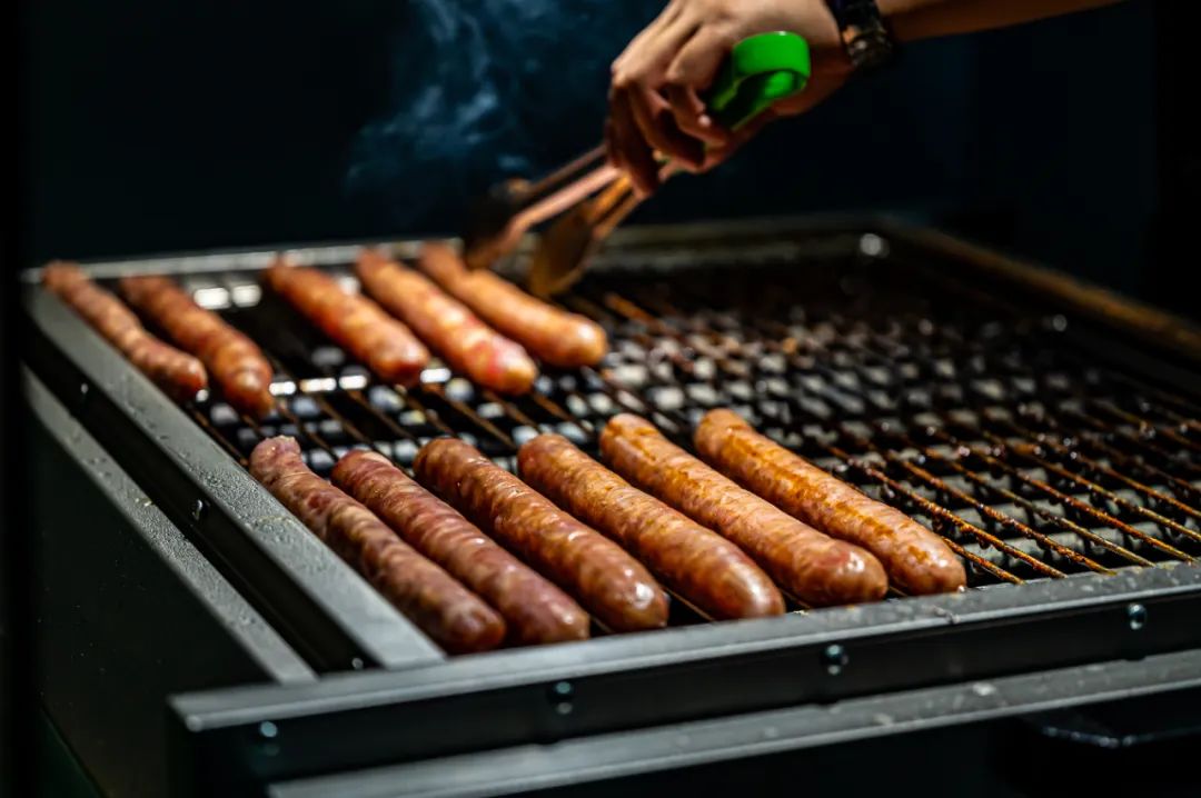 餐饮老板倒闭负债,餐饮老板破产跑路