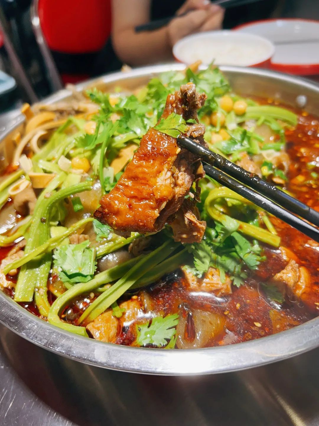 冒烤鸭是冒菜里的一个品类吗,冒菜烤鸭是哪里特色