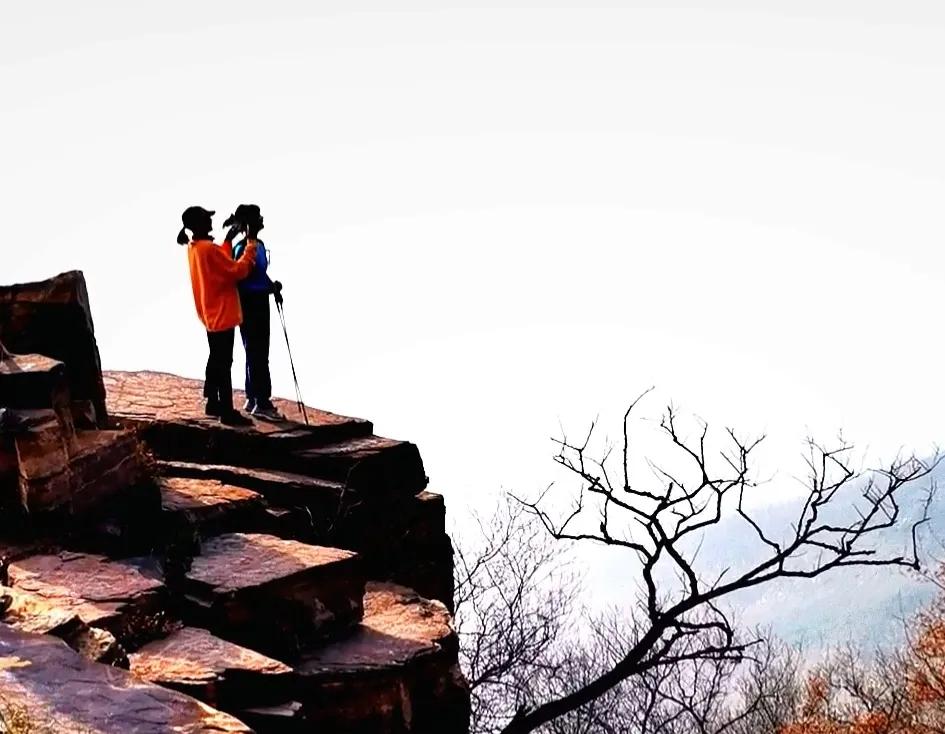 绝壁大梯白云寺,徒步白云寺