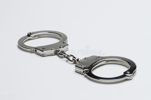 把人打成轻伤二级什么时间抓人,被人打成轻伤二级对方却不入刑