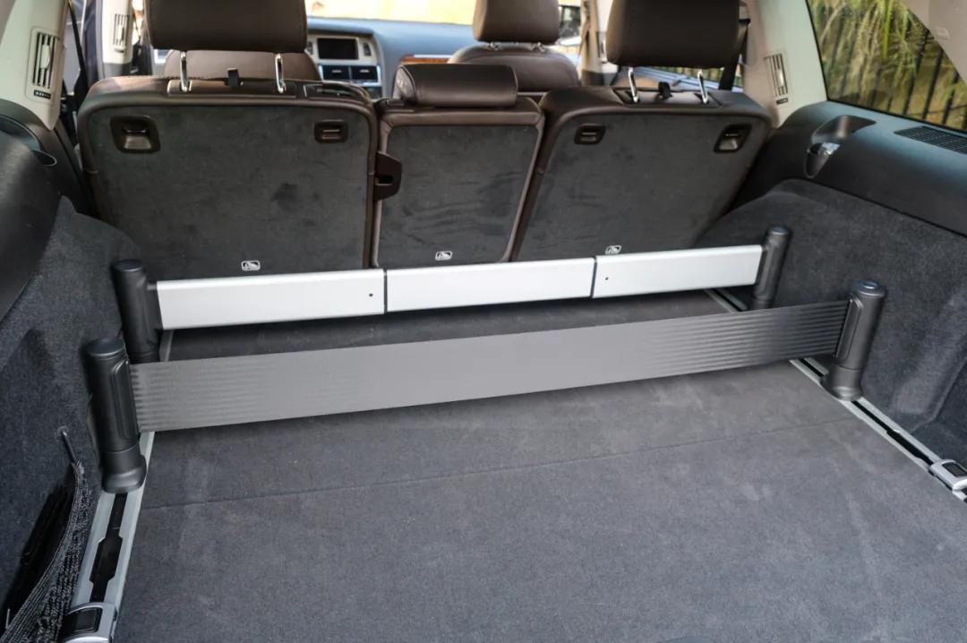 奥迪q7quattro脱困强大到可怕,奥迪07款q7quattro雪地爬坡