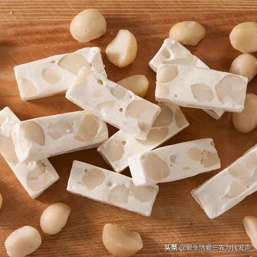 年轻宝妈放弃幼师工作，直播卖小吃，两年成为“小富婆”