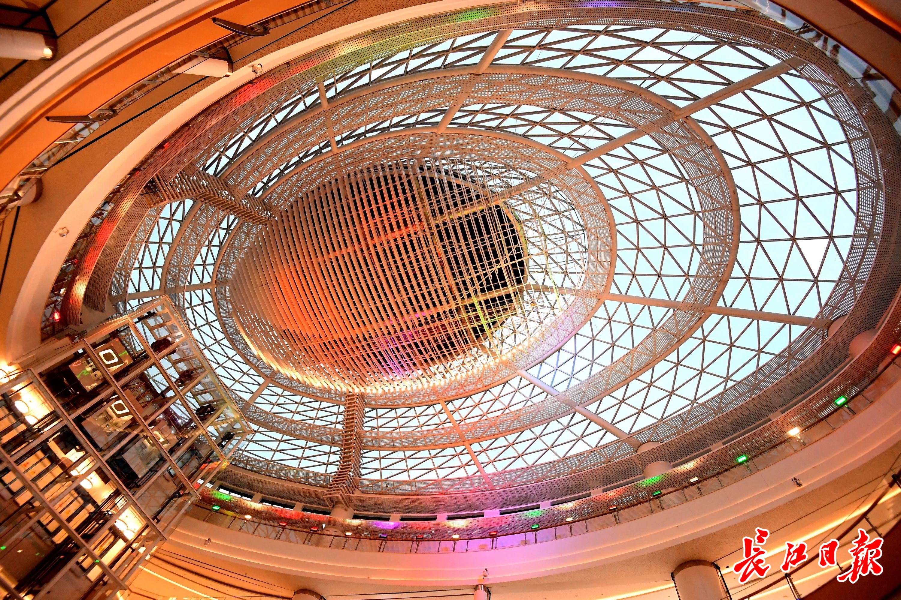 记者提前探店的视频,最大的购物中心武商梦时代