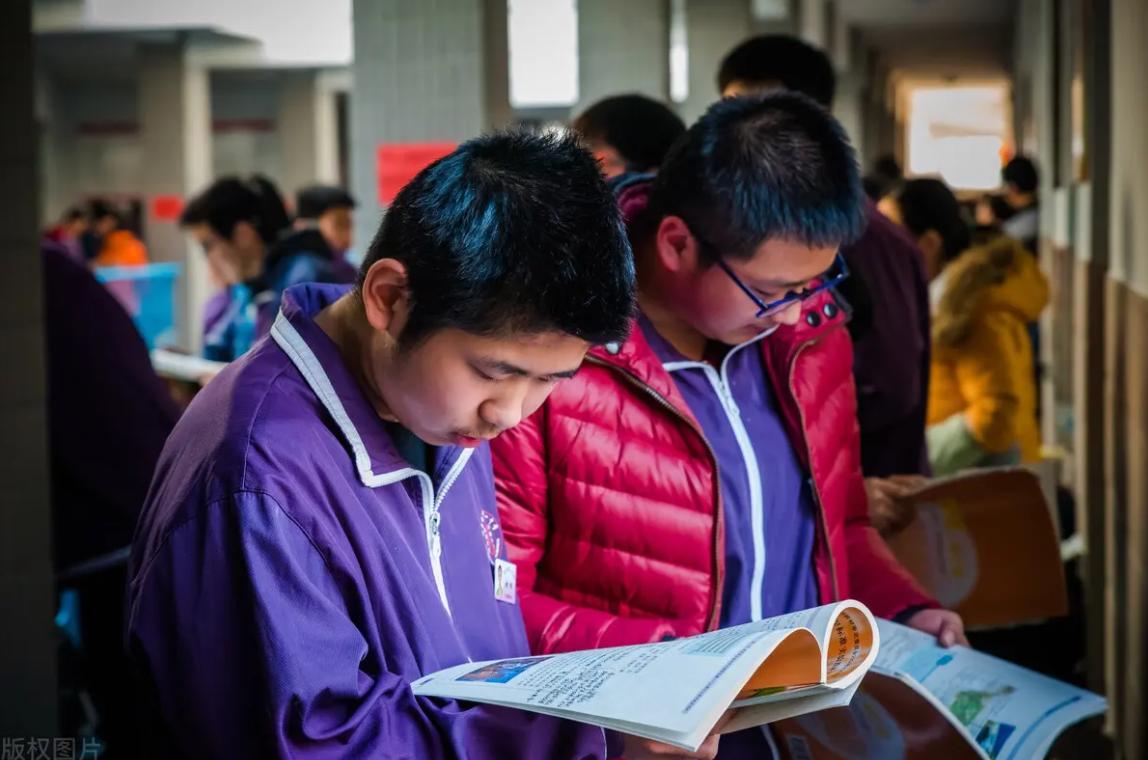 适合读大学的四座城市 (适合读大学的宜居城市)