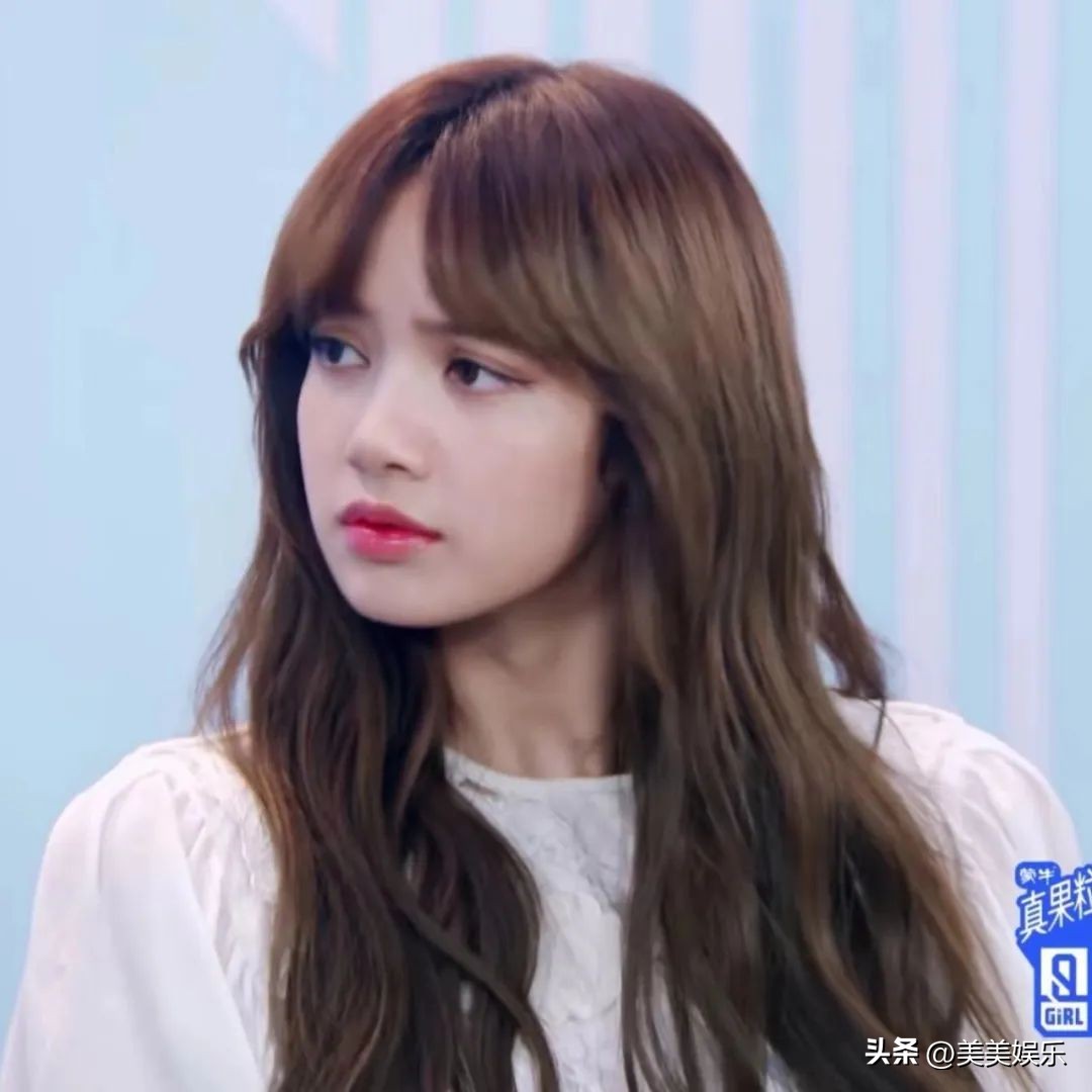 为男友去“夜总会”跳脱衣舞,lisa疯了吧?