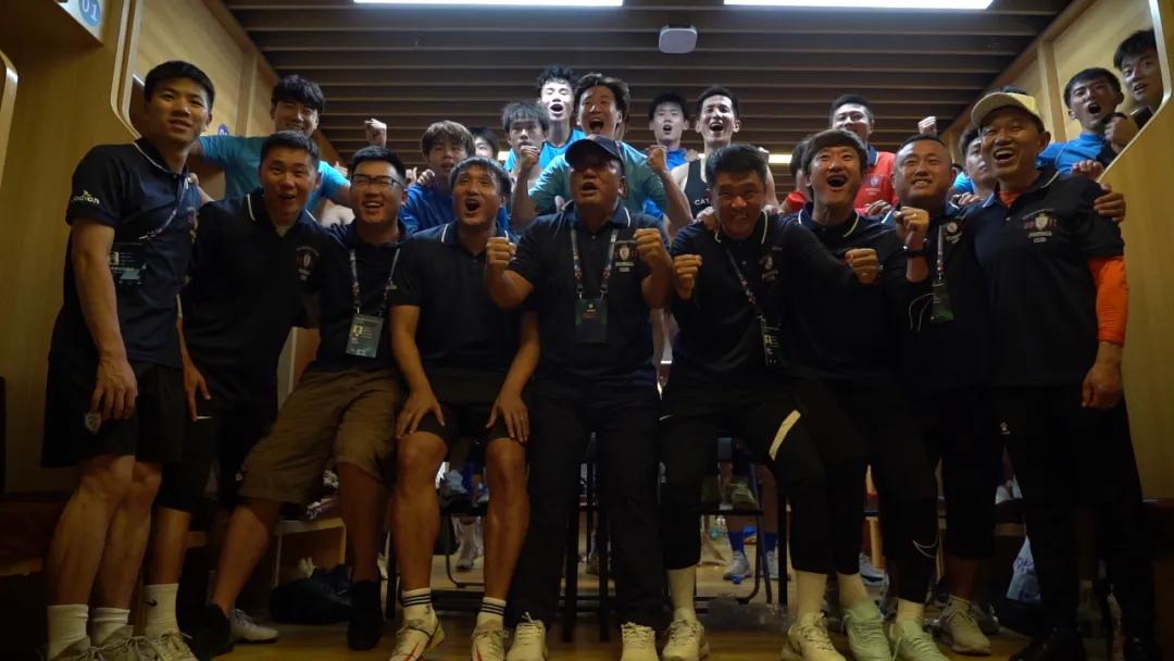 今天中乙最新战报消息,青岛红狮1比0大连智行的进球