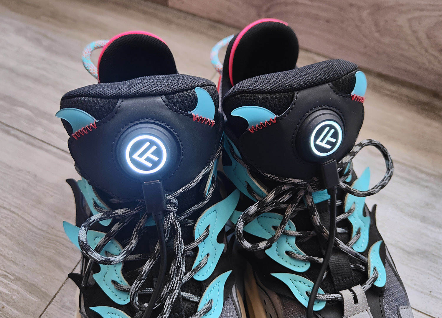 热风银色老爹鞋测评,带电加热鞋