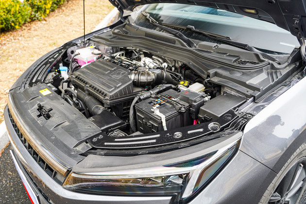 大众思皓曜2021款6座中配落地价,思皓曜和奕炫max暗夜破晓版哪个好