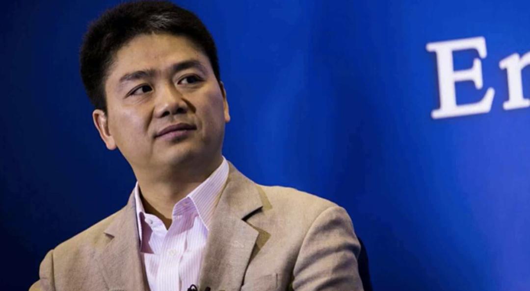 “明尼苏达事件”再起波澜，与刘强东匆匆卸任，是否有关系？