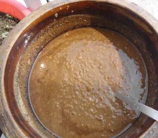 东北大酱和海天黄豆酱哪个好吃,东北大酱老式黄豆酱发酵做法