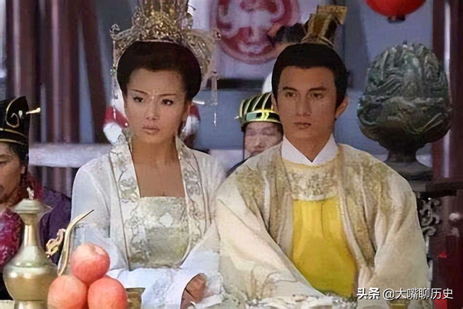 大小周后李煜近况,李煜小周后被召进宫后写的词