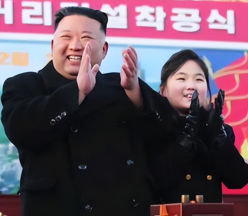 朝鲜第一千金气场,朝鲜第一千金首次亮相