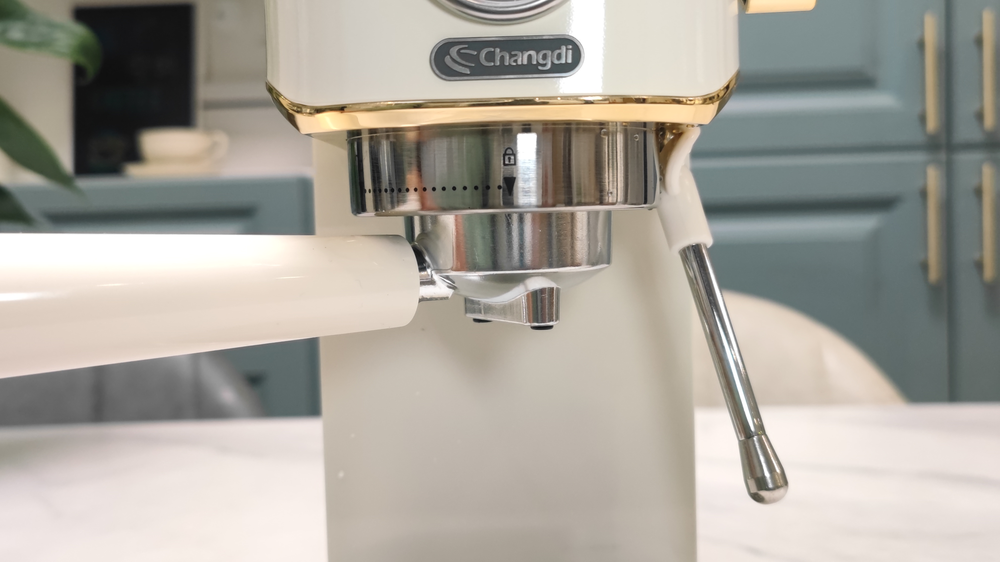 最好的家用半自动意式咖啡机,最新型意式半自动咖啡机