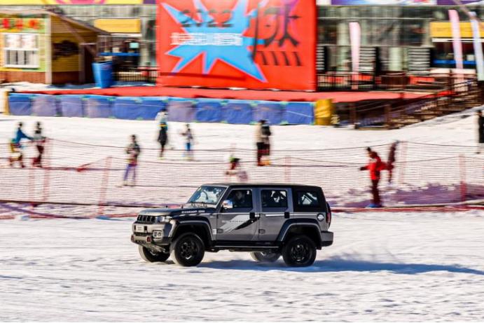 bj40环塔冠军版雪地越野,bj40环塔冠军版用车真实感受