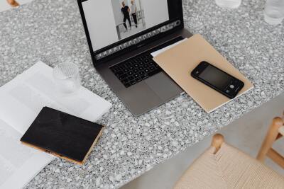 如何调整视频的播放进度,教你怎么调节视频的快慢速