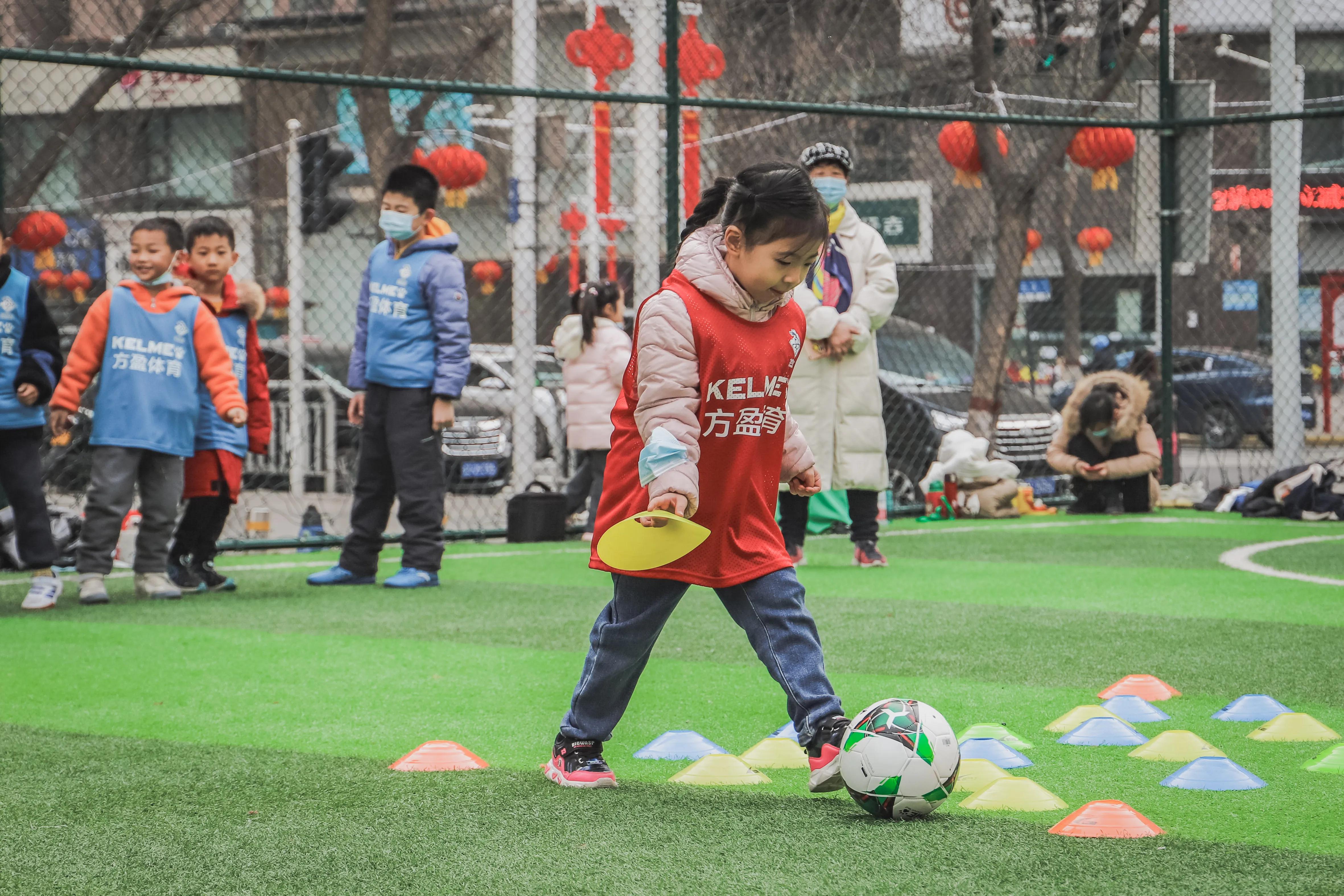 抗击疫情足球接力,2020共抗疫情大型公益活动