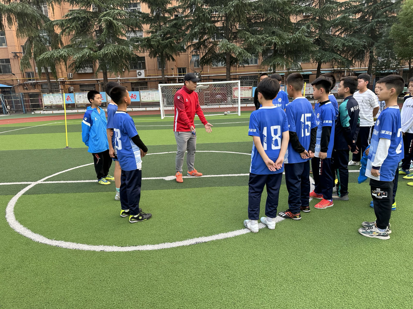 驻马店市长杯校园足球比赛简讯,驻马店小学2021年女子足球赛排名