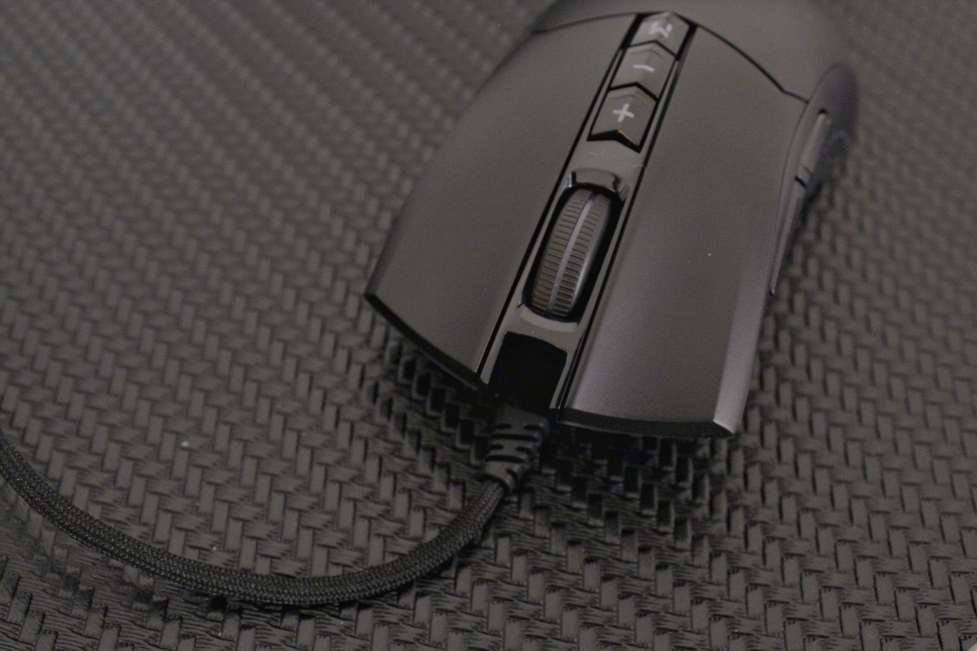 双飞燕血手幽灵es9pro和plus,血手幽灵es9标准评测