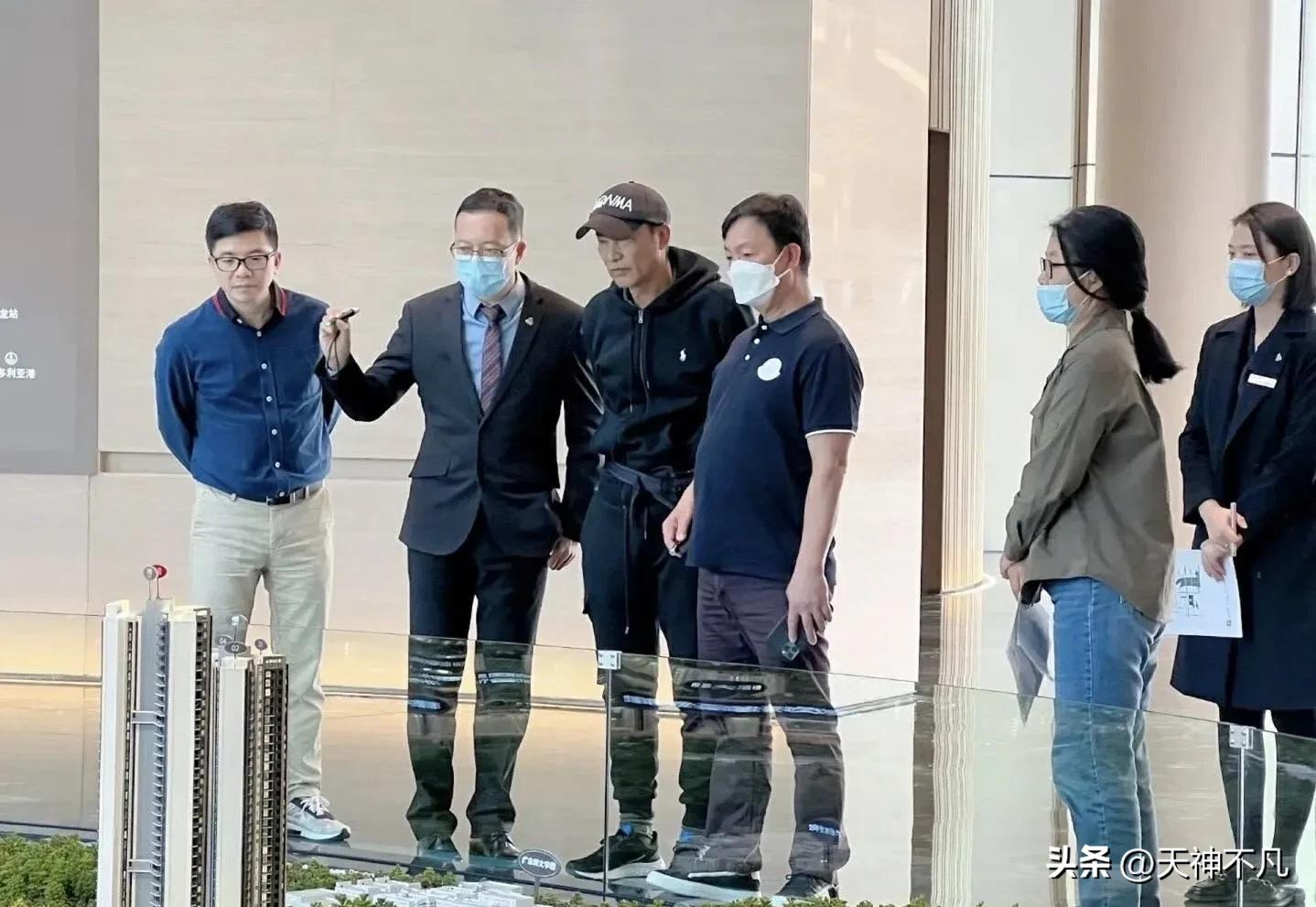 任达华买中山哪里的房子,任达华低调现身富人区看房