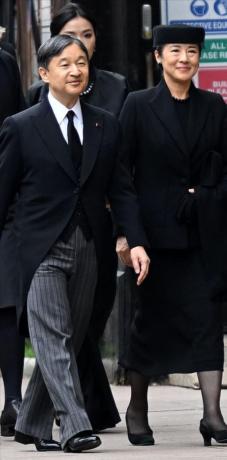 韩国第一夫人灰色大衣,韩国第一夫人晚礼服