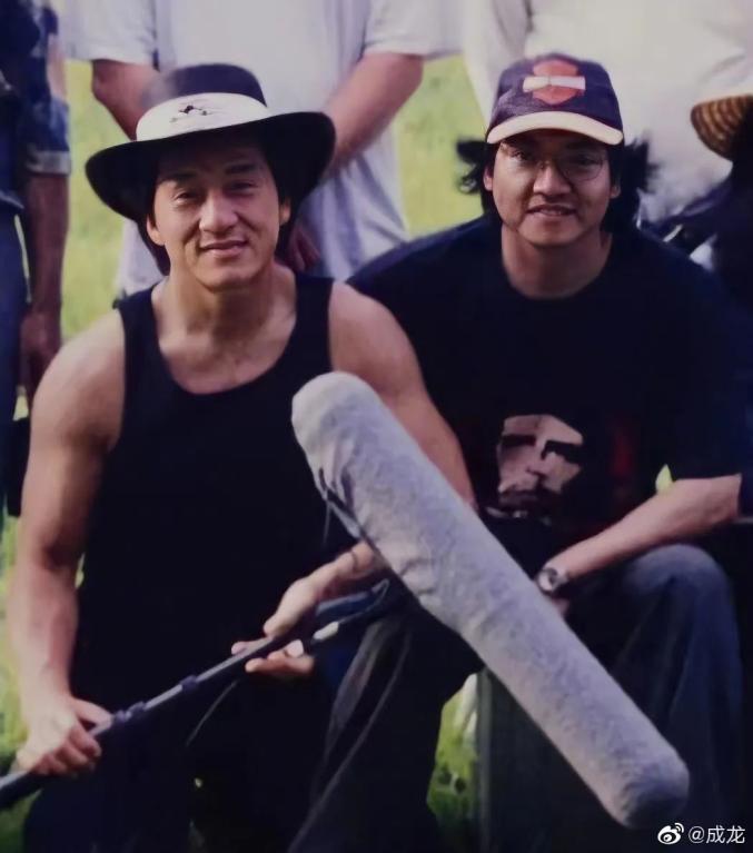 导演编剧罗启锐去世,香港著名作家倪匡去世享年87岁