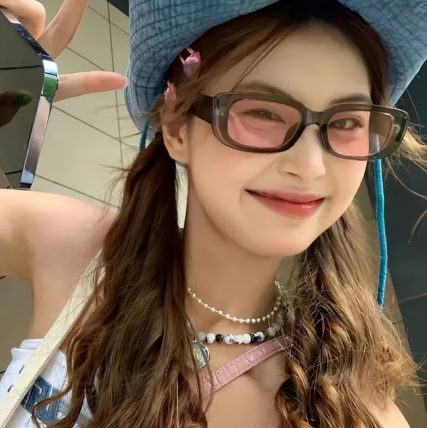 女生头像霸气高冷氛围感,仙气女头像真人氛围感超强