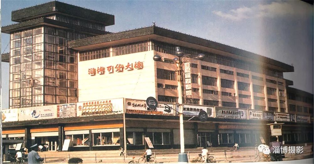 16岁辍学创业白手起家,高中辍学创业3年赚10亿