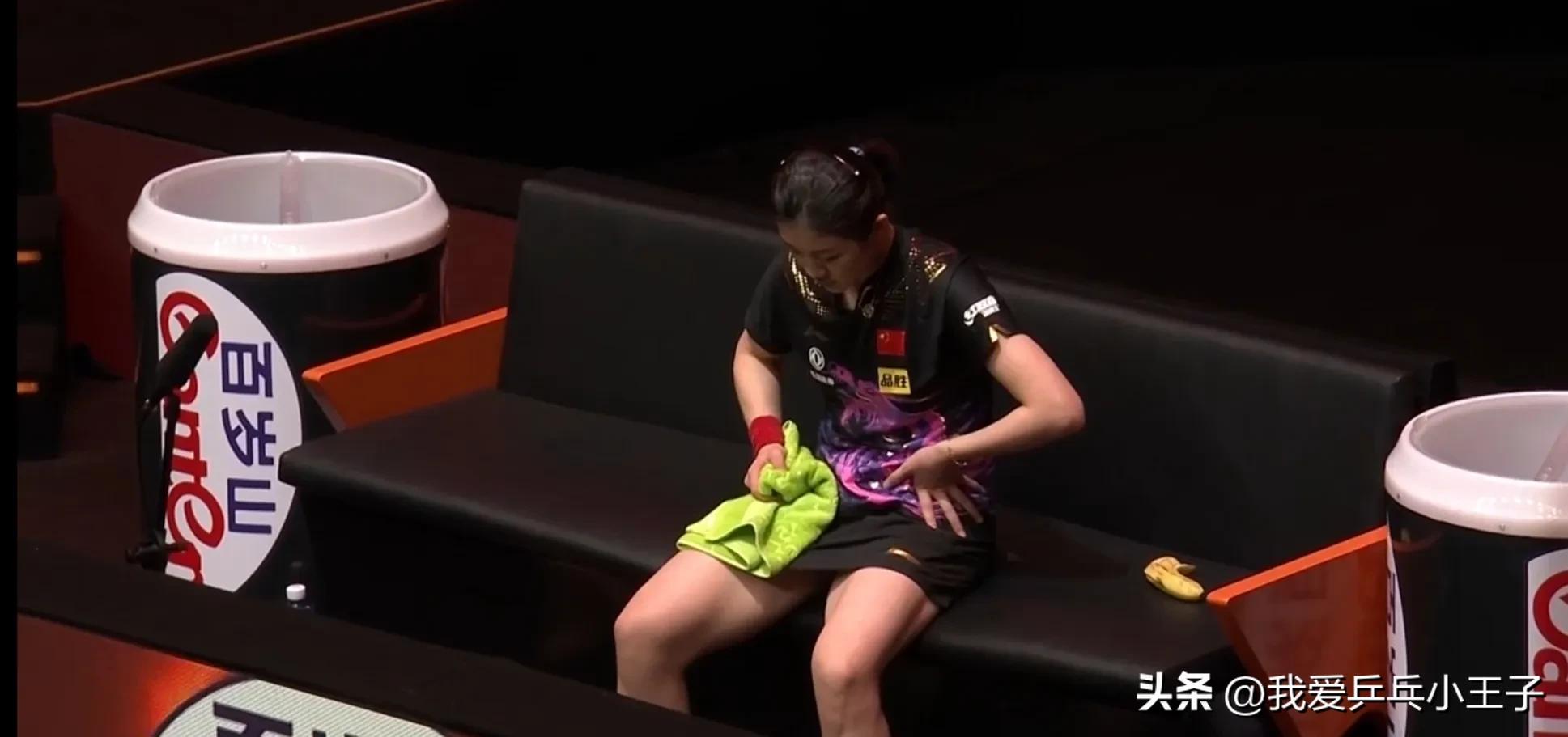 国乒中国龙队服,龙图腾服饰女高端