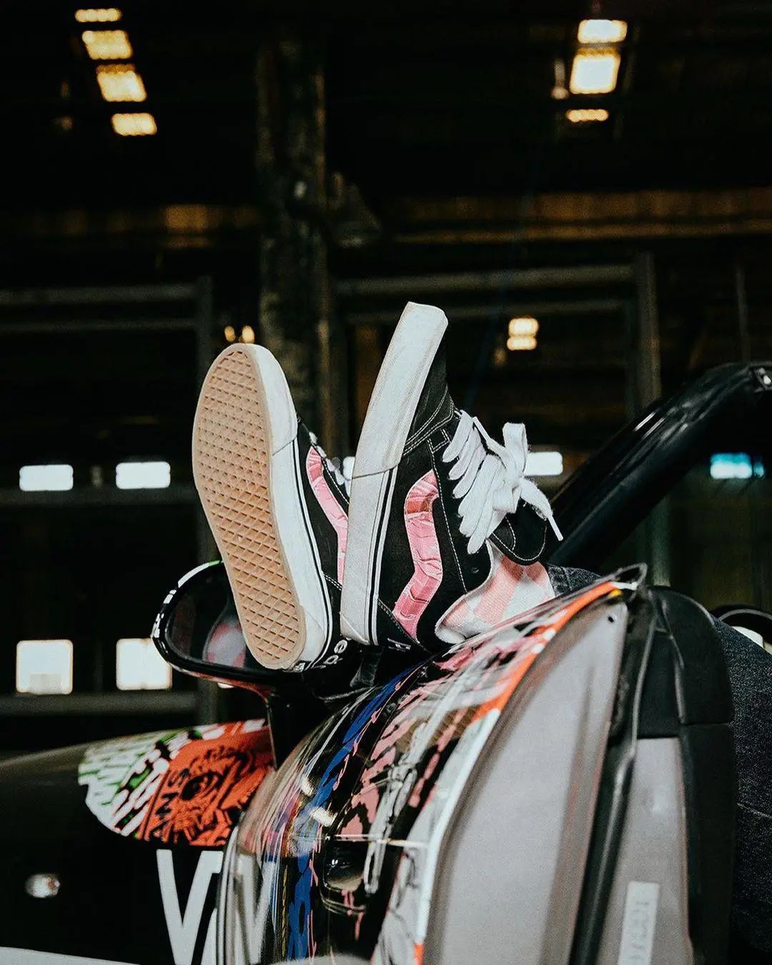 vanspeaches粉黑,vans2024年联名款