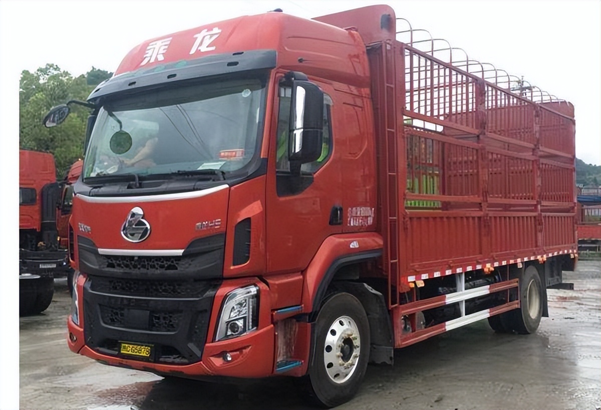 百公里油耗不到18L，乘龙H5载货车，贵州吴师傅的绿通新选择