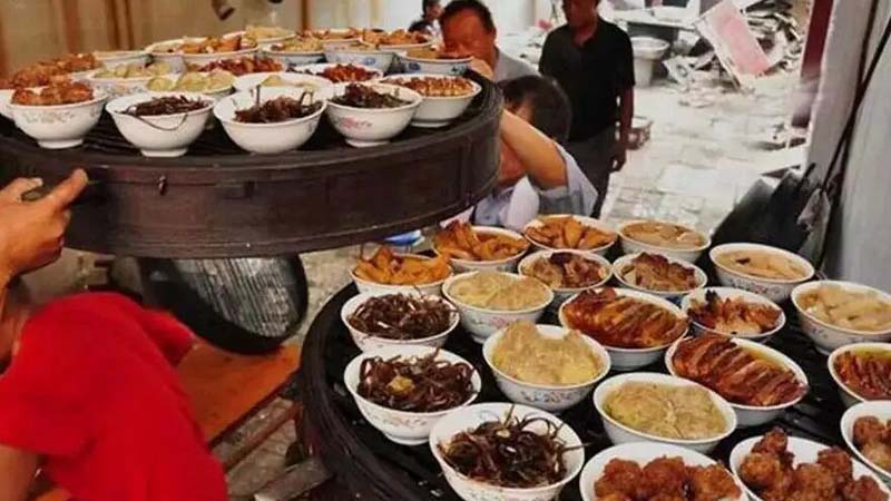 俗话说一辈子吃不上四个菜啥意思,民间俗语吃不上四个菜是什么意思