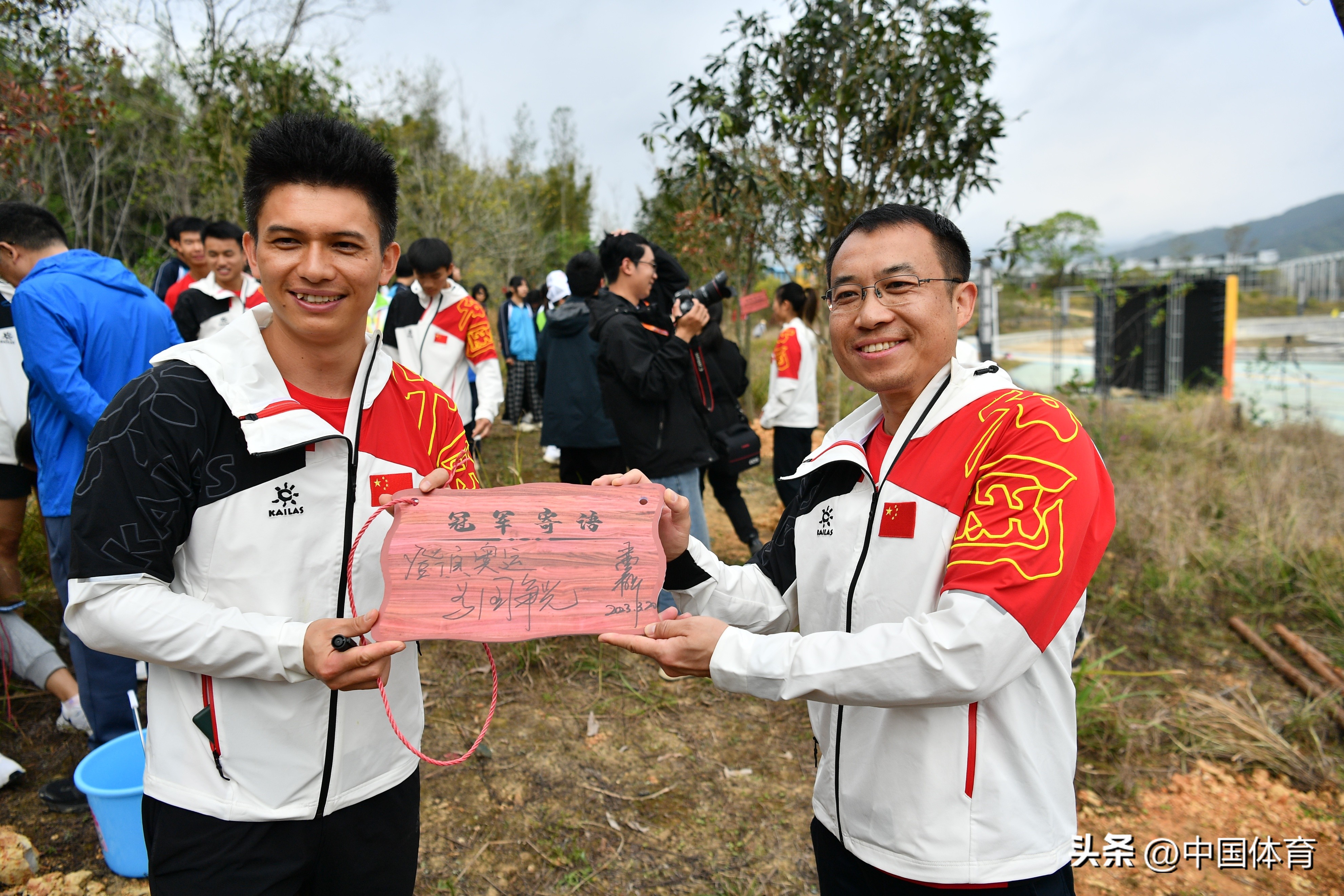 勇攀高峰攀岩,全南攀爬冠军