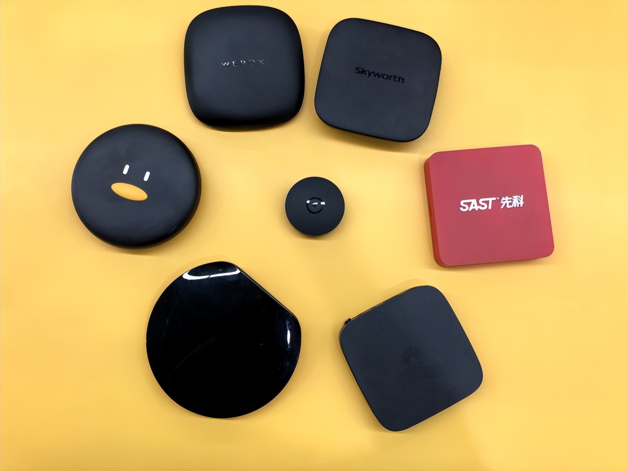 当贝z1pro电视盒子和天猫盒子,芝杜电视盒子和普通电视盒子区别