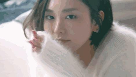 怎么洗发黄的羽绒衫,白色羽绒服洗了会发黄怎么回事