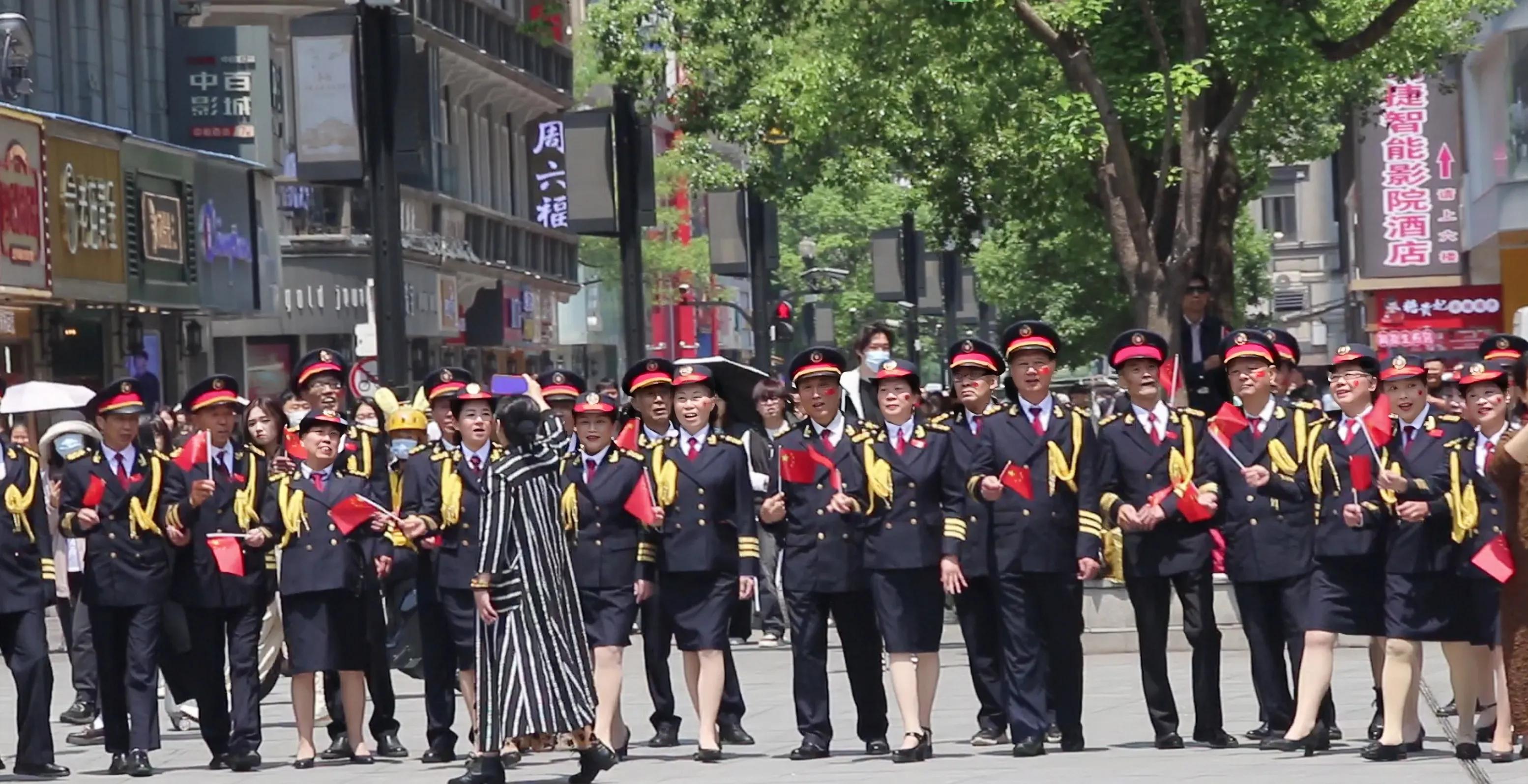 康养中国·“春晖楚韵”红枫群艺节大型快闪秀