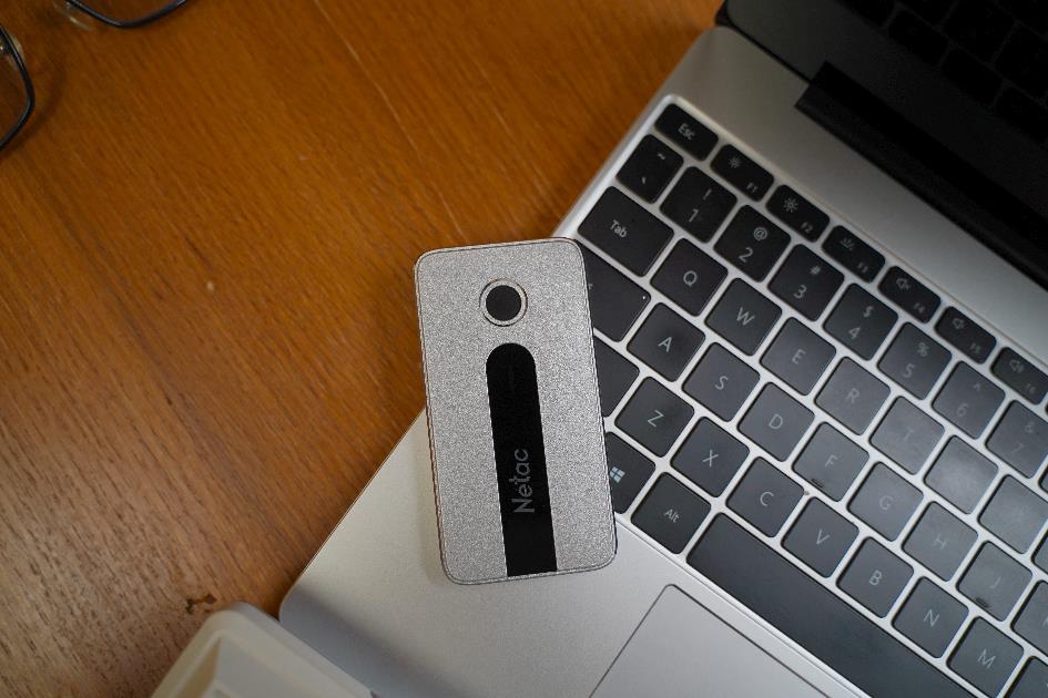 朗科128g固态硬盘评测,朗科120gbsata3.0硬盘