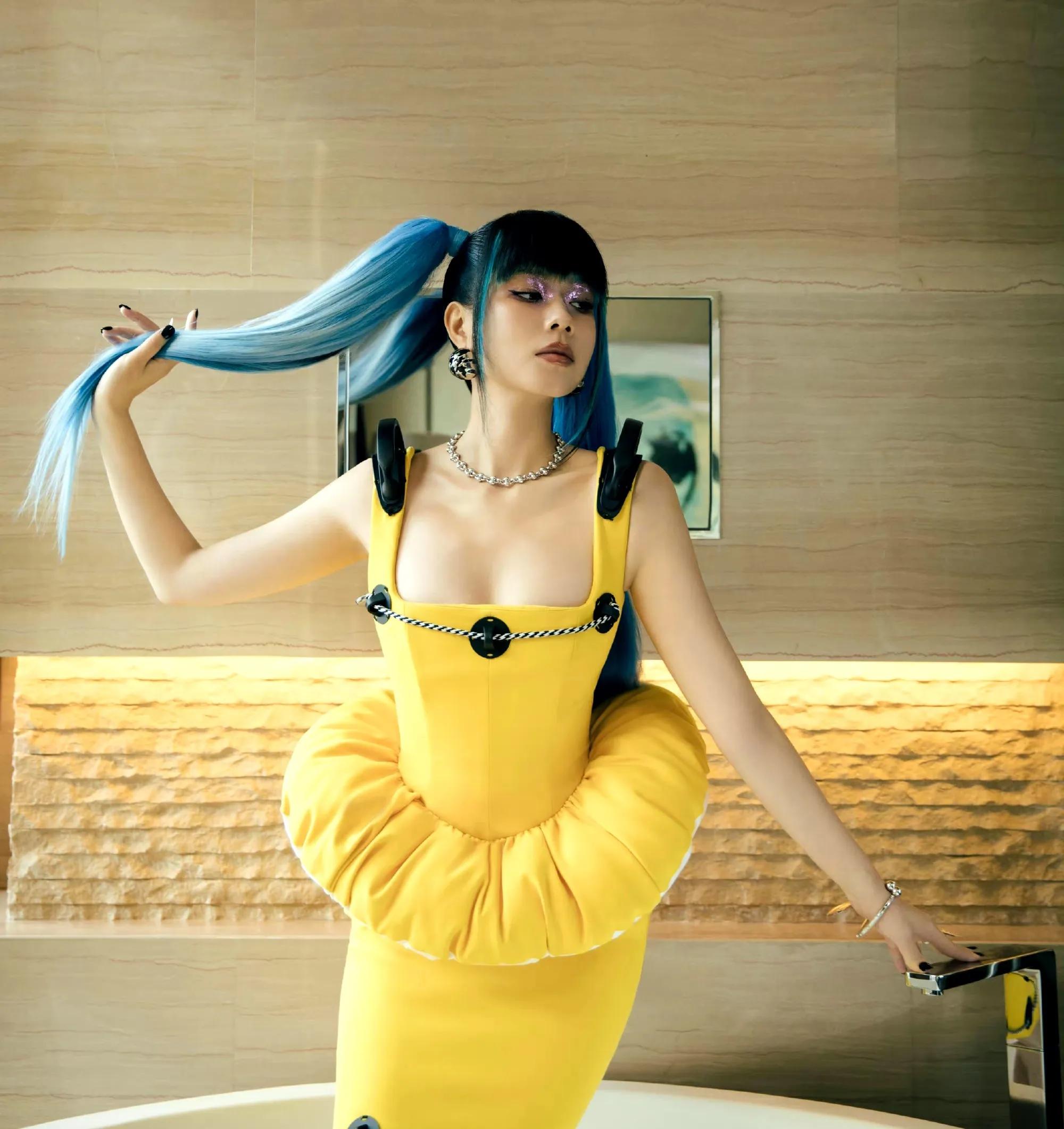 盘点爆火的红毯明星造型,最新女明星红毯惊艳合集