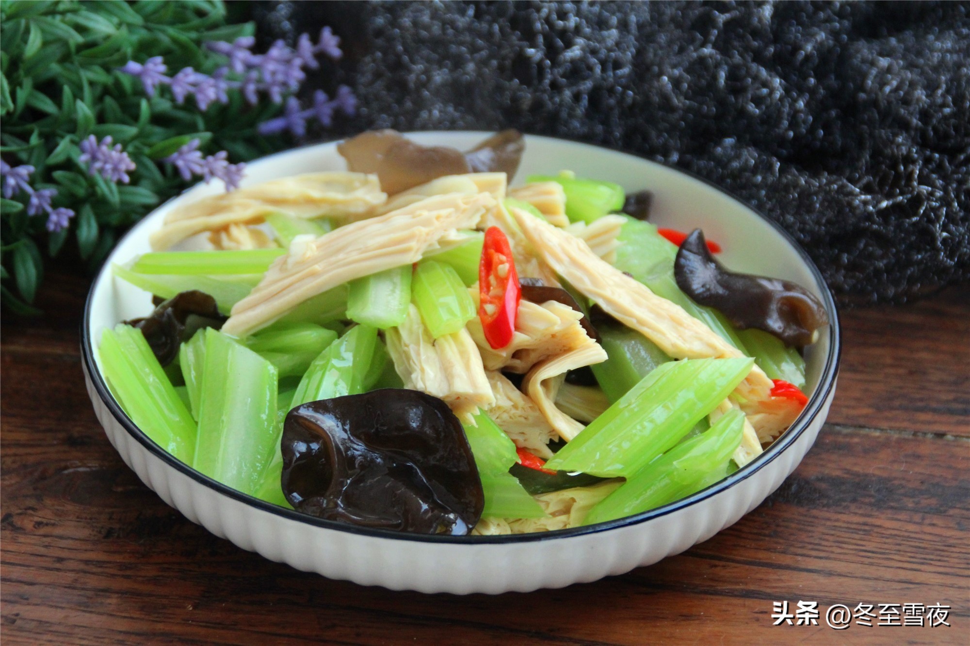 春季孩子补钙吃什么食物最好,孩子春天补钙吃什么食材