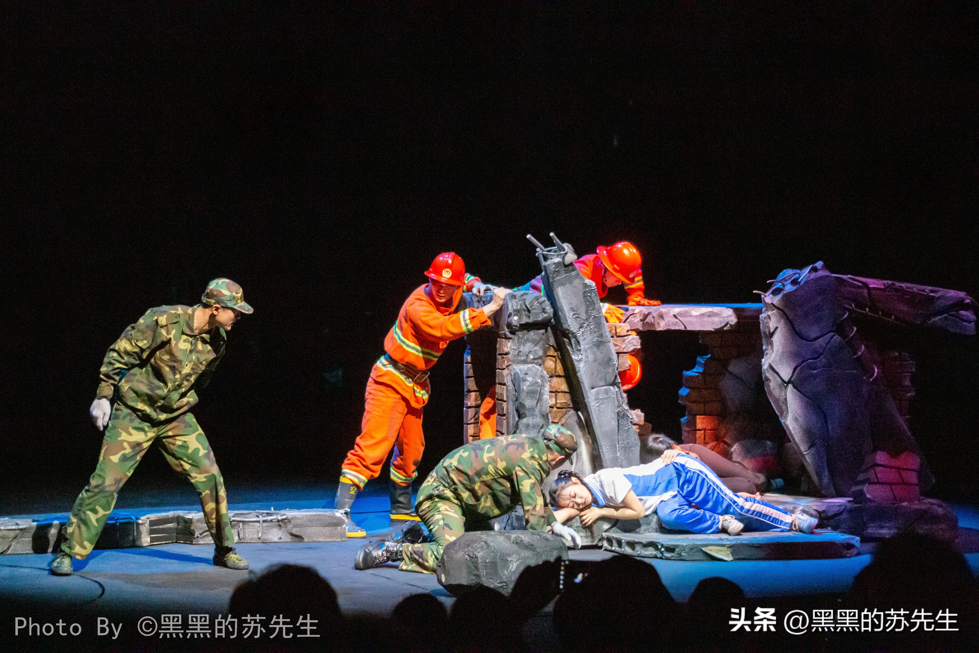 上海千古情老上海,穿越到70年代上海千古情景区