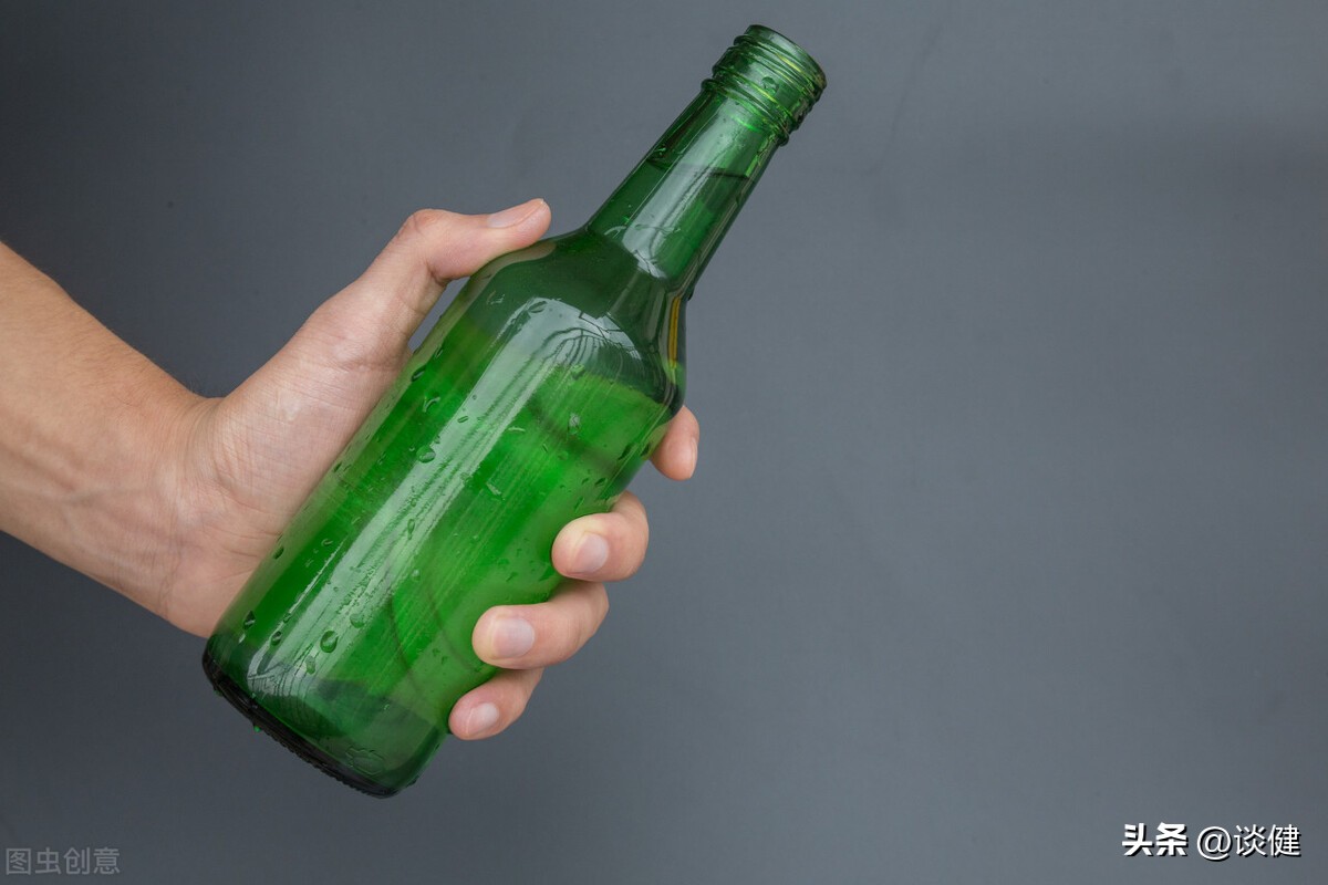 糖尿病患者能不能饮酒,糖尿病患者到底能不能喝白酒