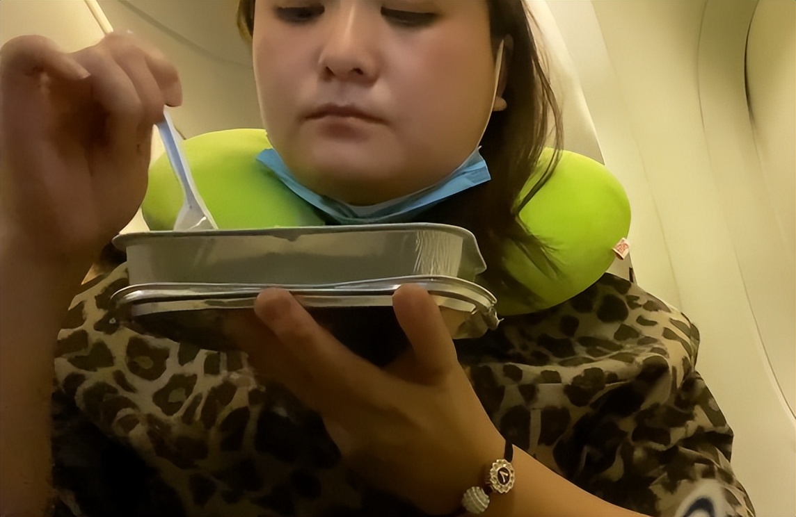 21岁莆田女人在非洲创业,15年孩子家人分隔两地,想回国却不容易