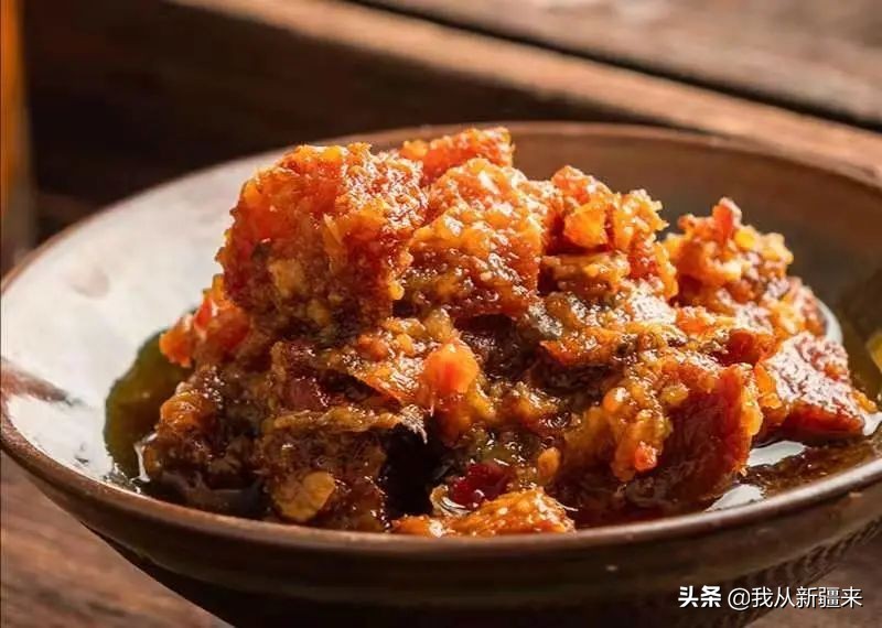 又到了临走前妈妈偷偷在我的包里硬塞一瓶酱的时候