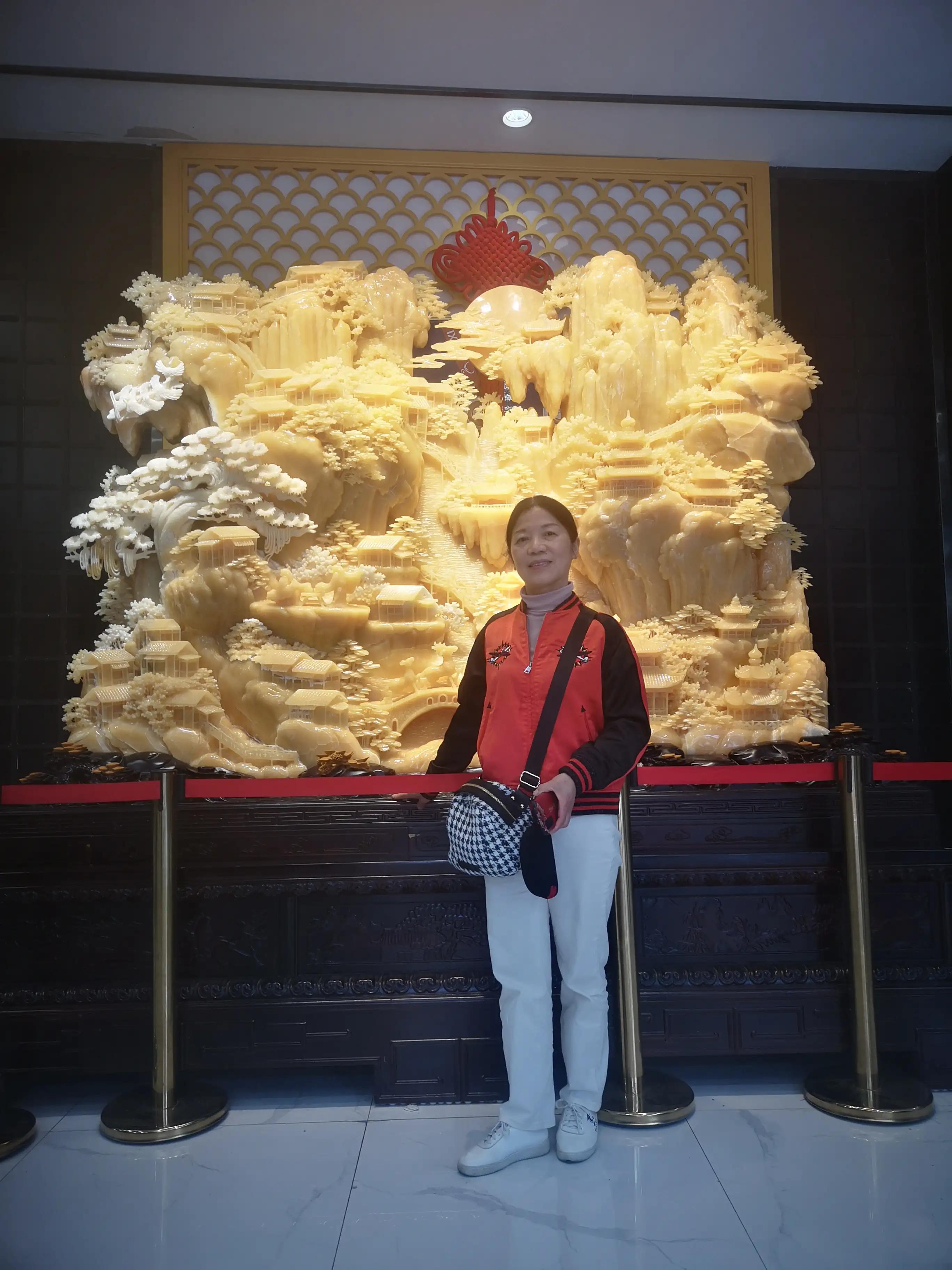 黄龙玉把玩件真品价格,云南黄龙玉石精品