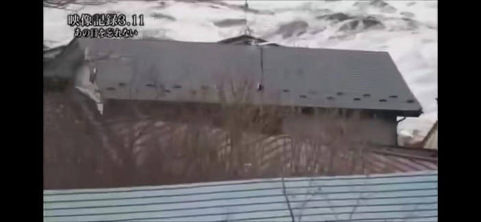 日本大地震引发的海啸震撼画面,日本大地震海啸最严重的视频