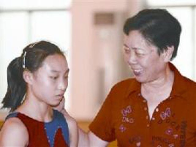 体操名将陆莉现在照片,体操选手陆莉