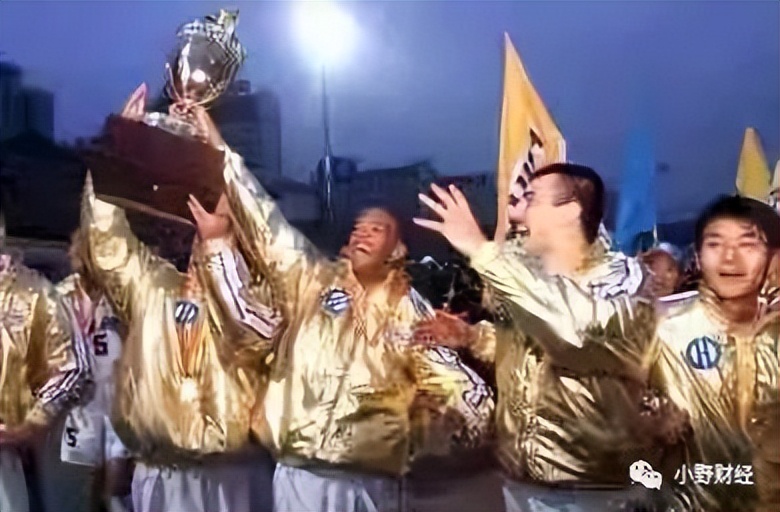 重庆足球赛程,重庆力帆球市