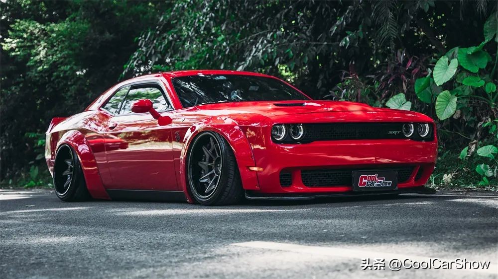 玩美式车,挑战者大宽体低趴