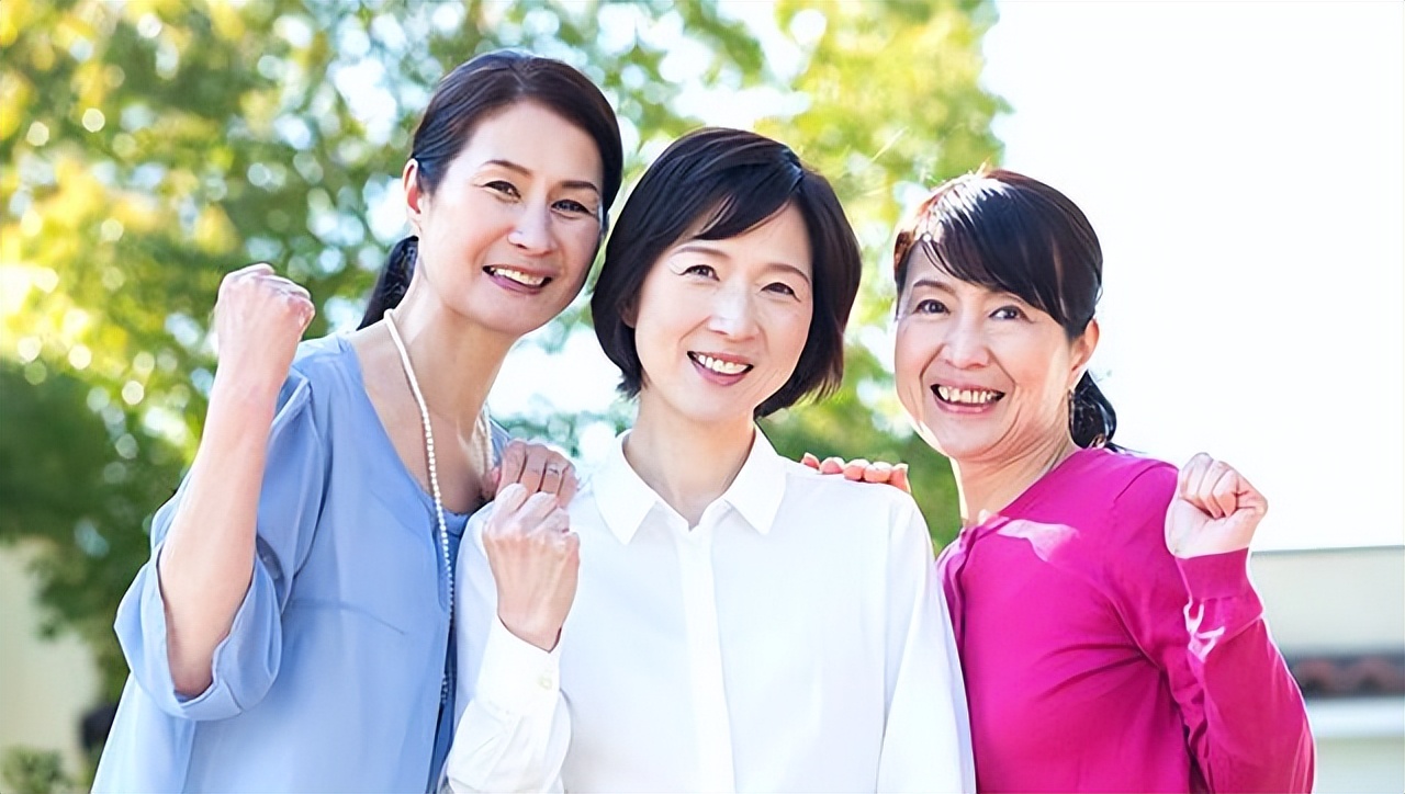 女性更年期“刚开始”和“快结束”，分别有啥表现？建议了解一下