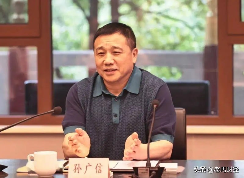 *疆新**最新六大富豪，80岁老汉首次亮相，严昊身价大涨200亿